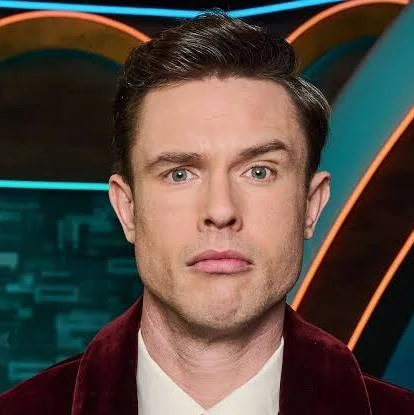 Ed Gamble artist page